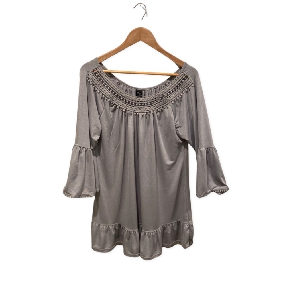 Win Win Women's Gray Crochet Neckline Ruffle Hem Boho Tunic Top Size L-XL